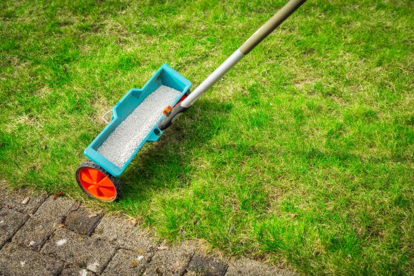 Commercial Lawn Treatment in Vancouver